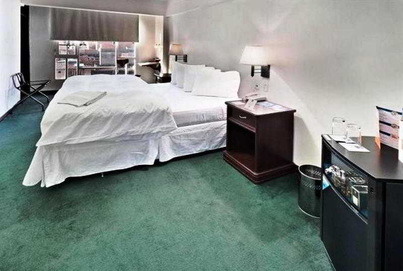 Hotel Lp Columbus Ла Пас Екстериор снимка