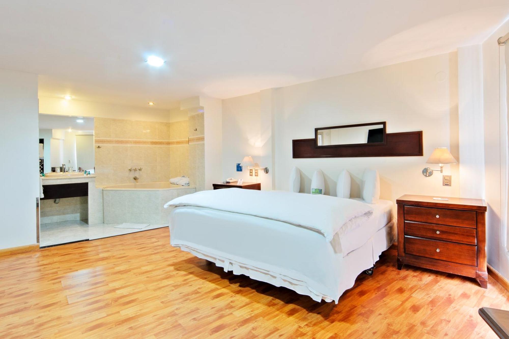 Hotel Lp Columbus Ла Пас Екстериор снимка